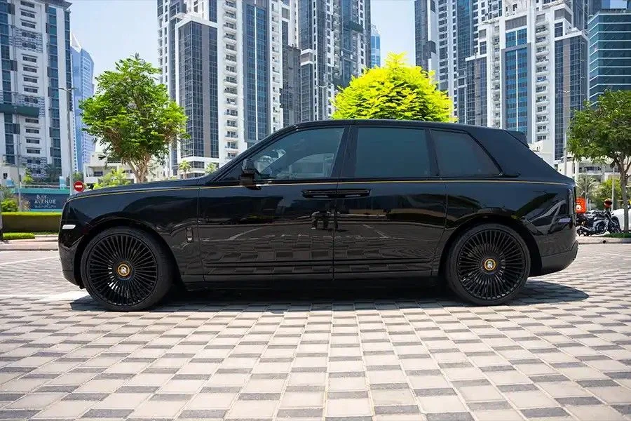 رولز رويس كولينان 2025
