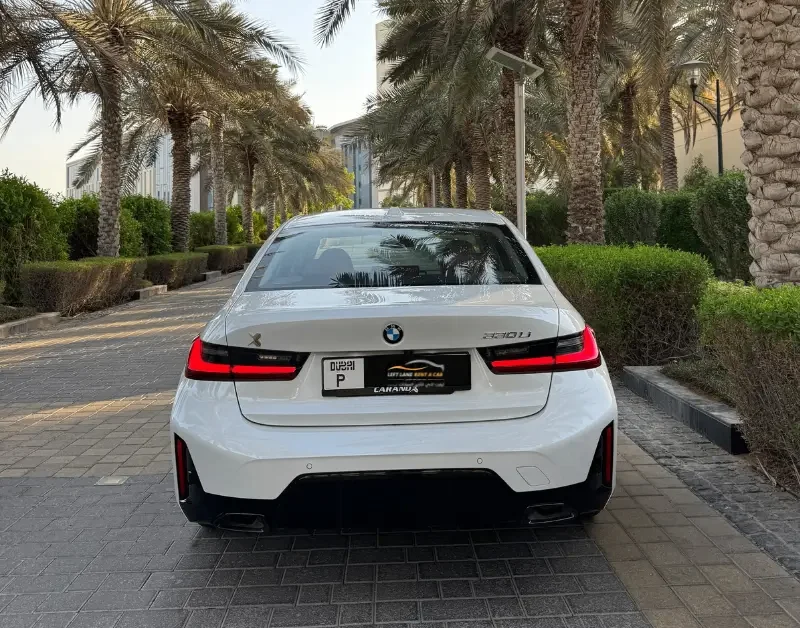 BMW 3 SERIES 2024