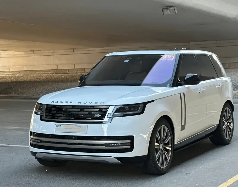 لاند روفر فوج 2024