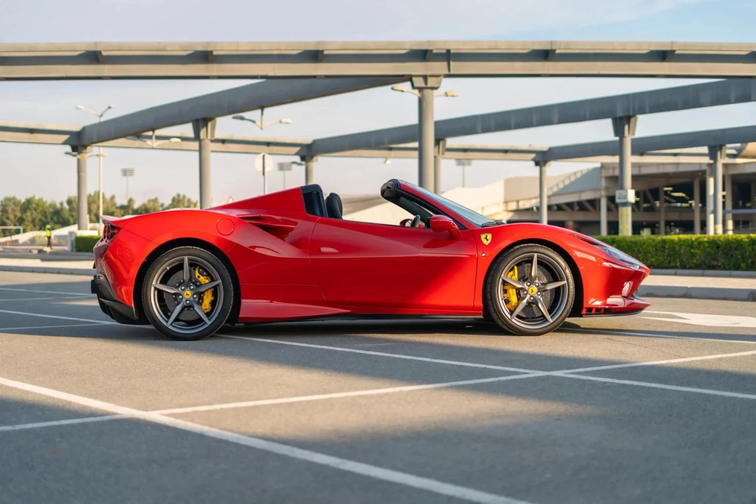 فيراري F8 2023