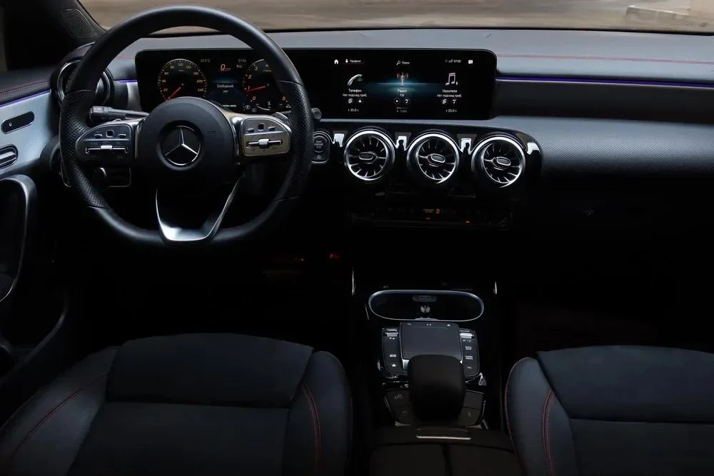 MERCEDES CLA CLASS 2023
