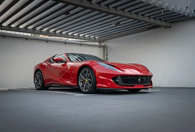 FERRARI 812 2024