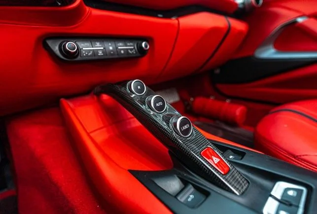 FERRARI 812 2024