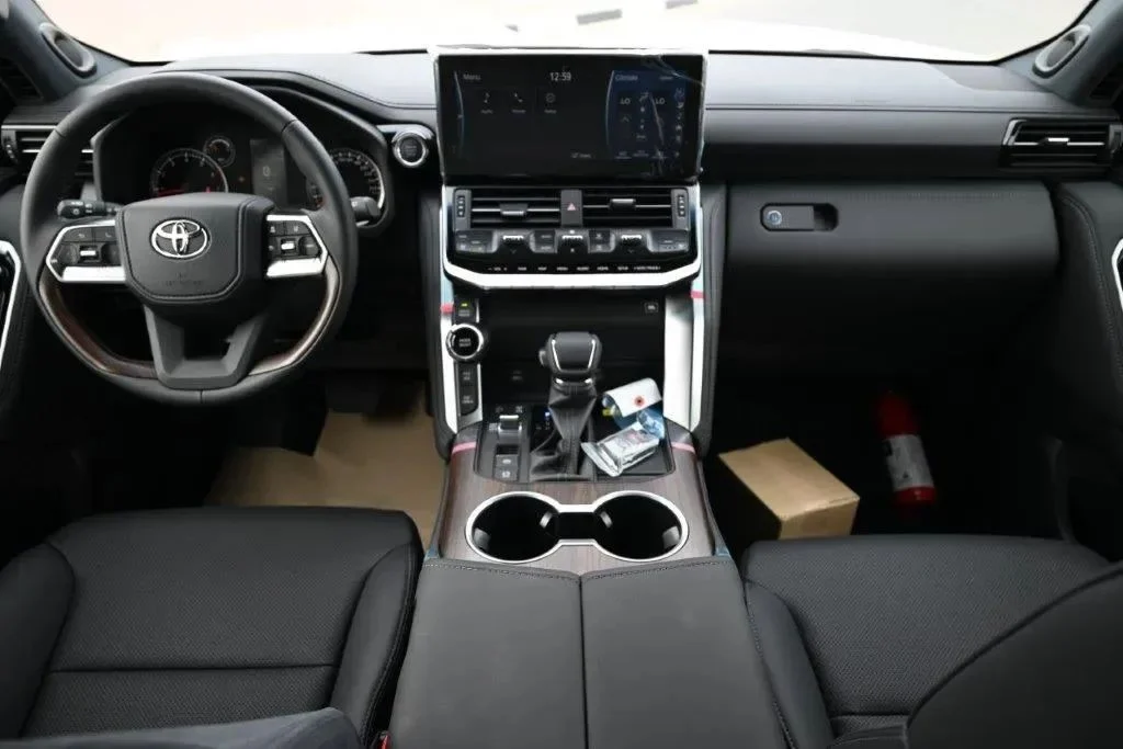 TOYOTA LAND CRUISER 2024