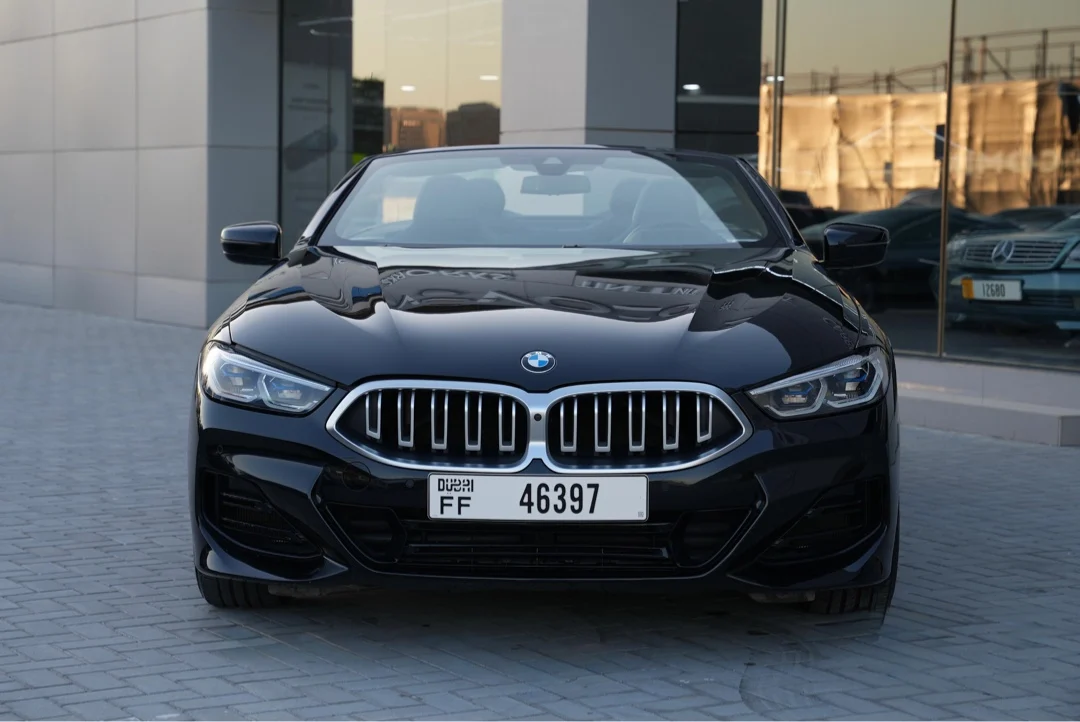 BMW 8 SERIES 2025
