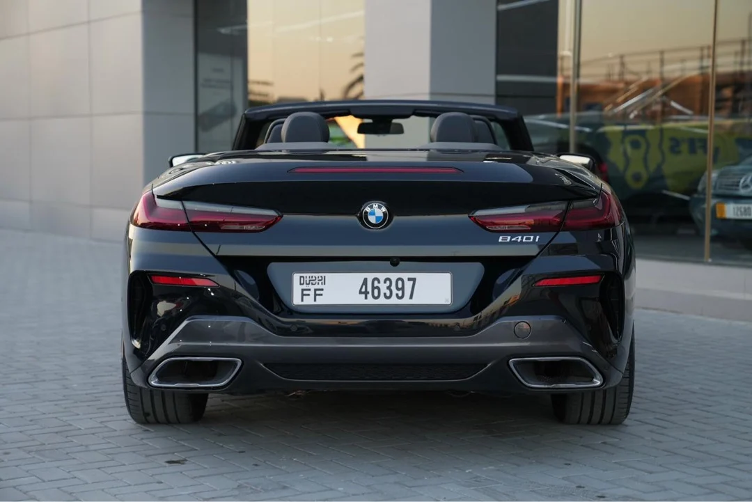 BMW 8 SERIES 2025