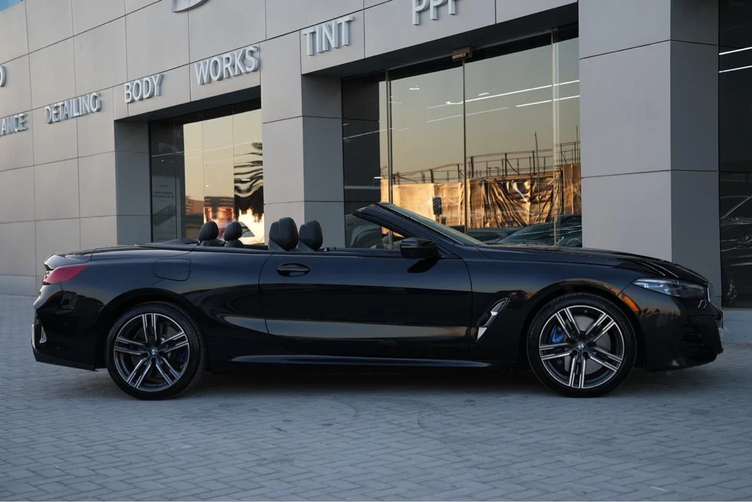 BMW 8 SERIES 2025