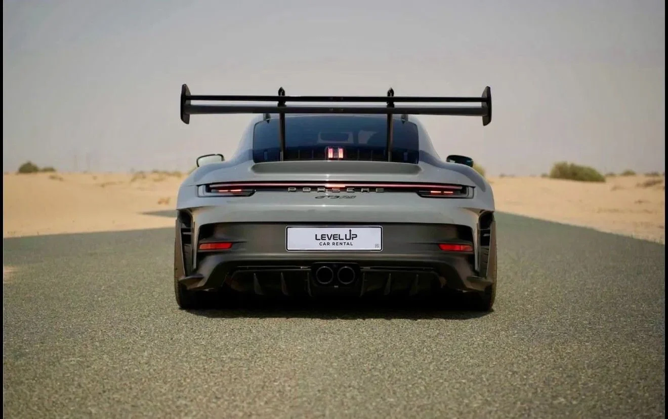 بورش 911 2023