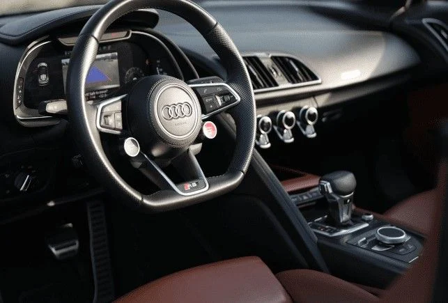 اودي R8 2023