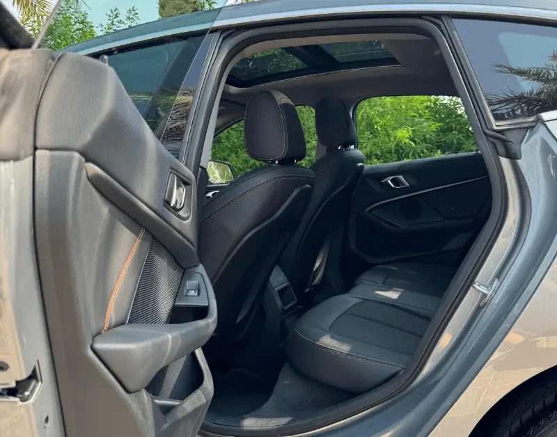 بي أم دبليو 2 SERIES 2024