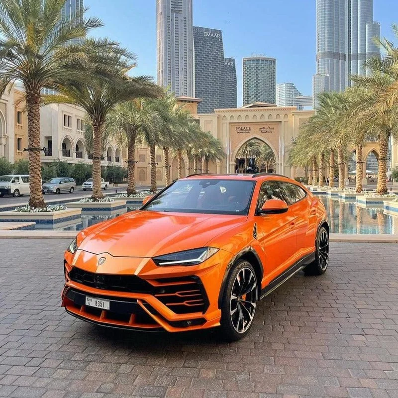LAMBORGHINI URUS 2023