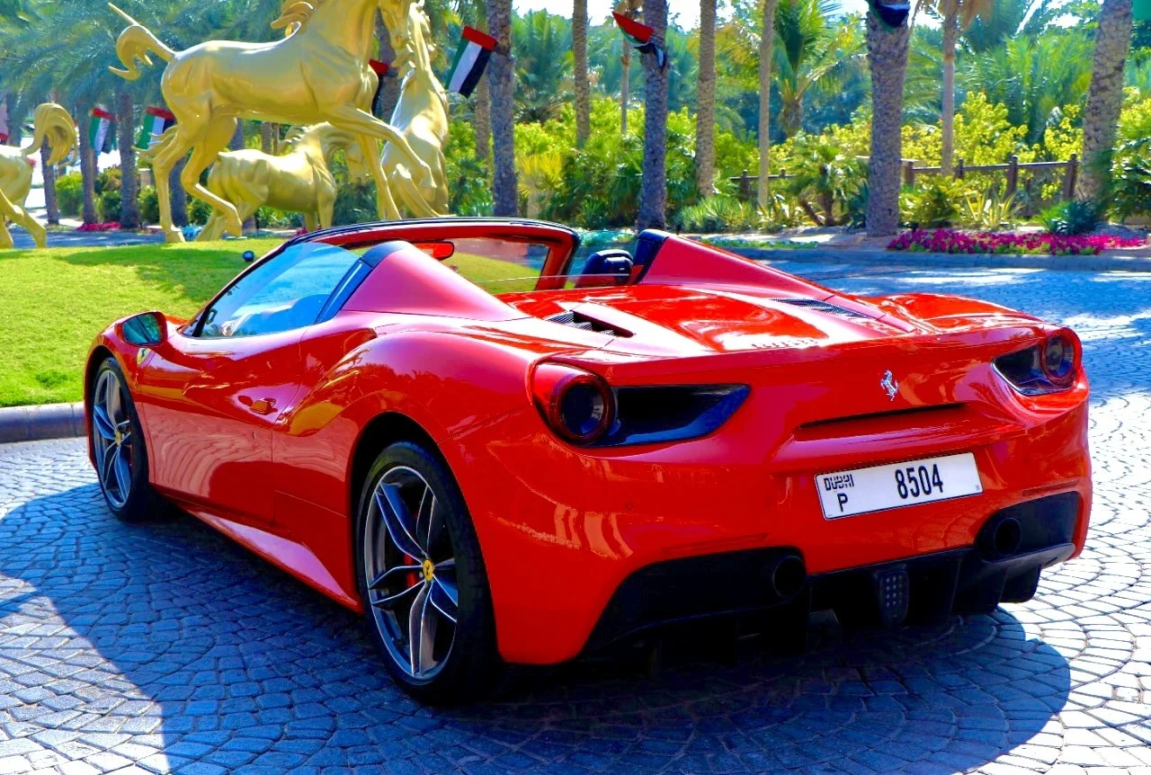 FERRARI 488 2019