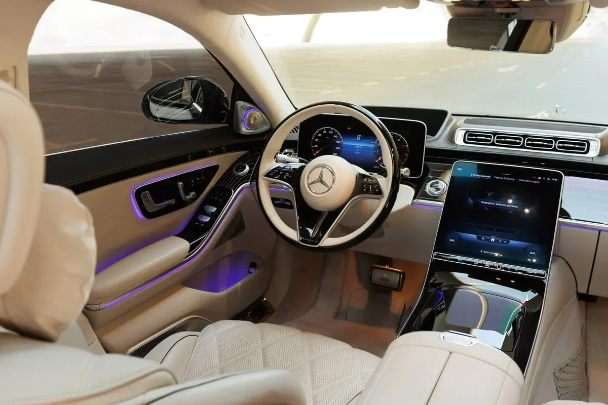 مرسيدس S Class 2025