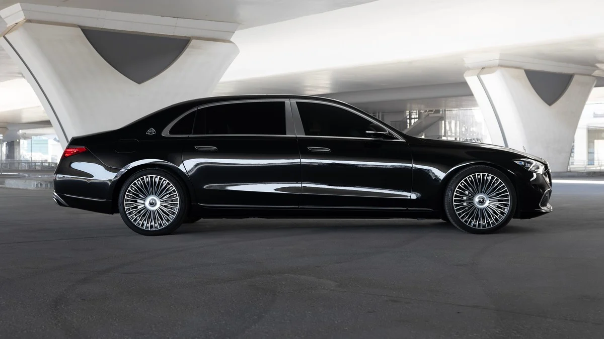 مرسيدس S Class 2025