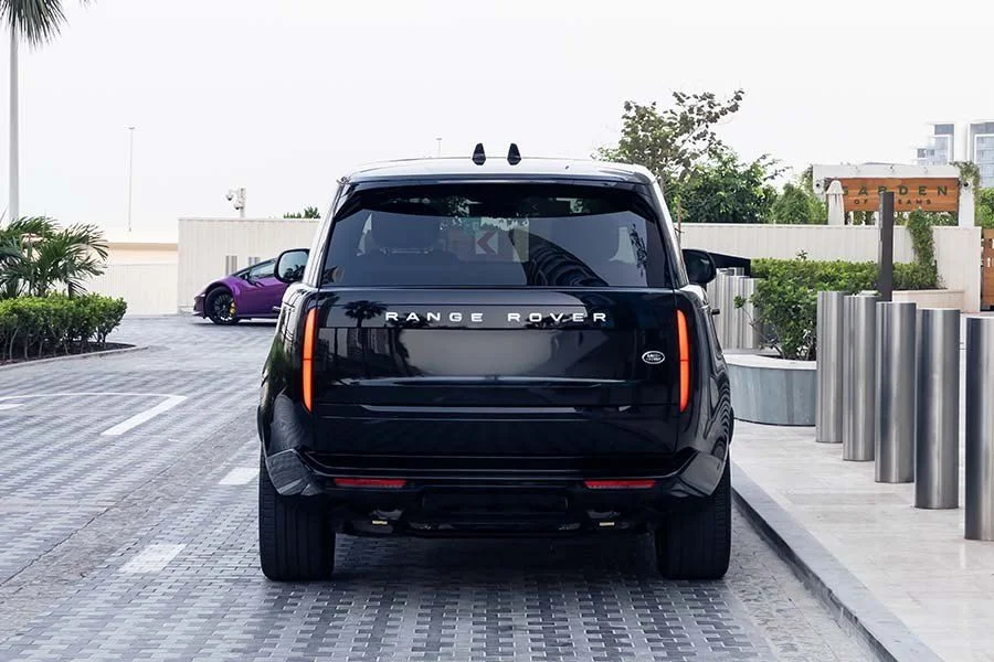 لاند روفر فوج 2025