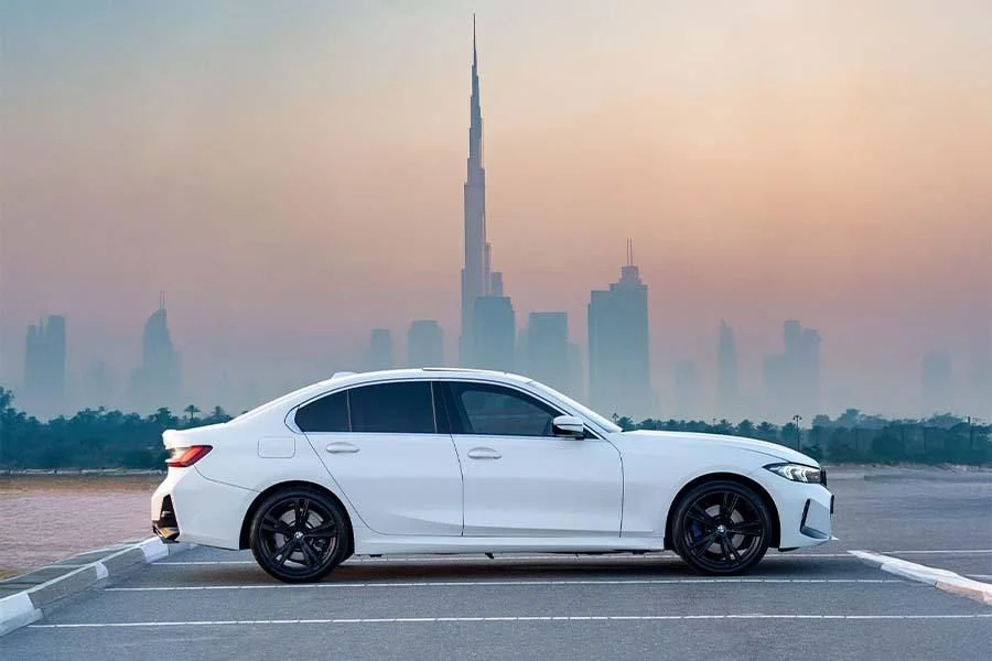بي أم دبليو 3 SERIES 2025
