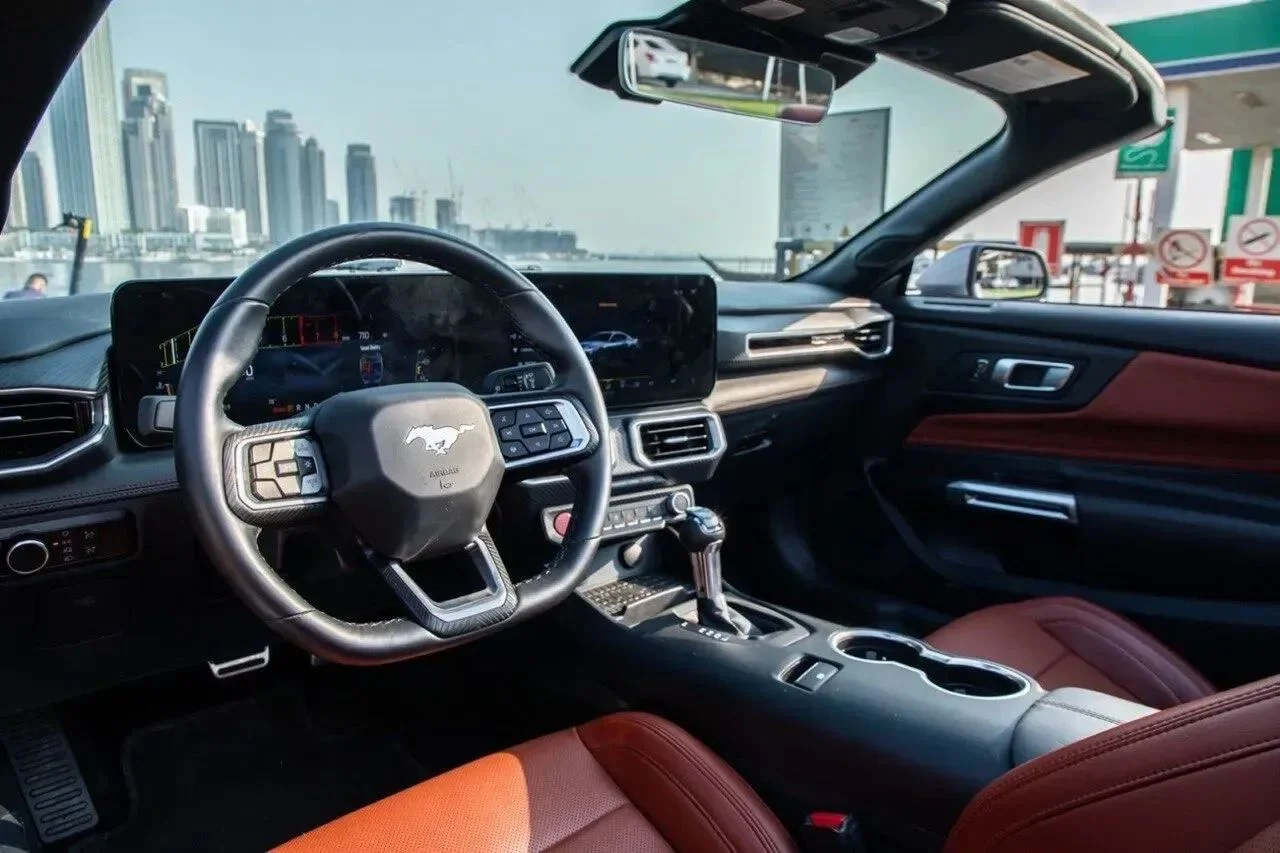 FORD MUSTANG 2023
