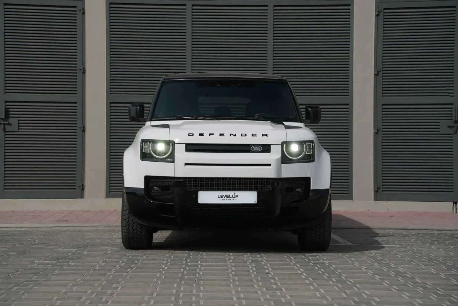 LAND ROVER DEFENDER 2023