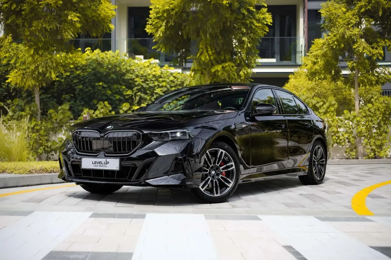 BMW 5 SERIES 2024