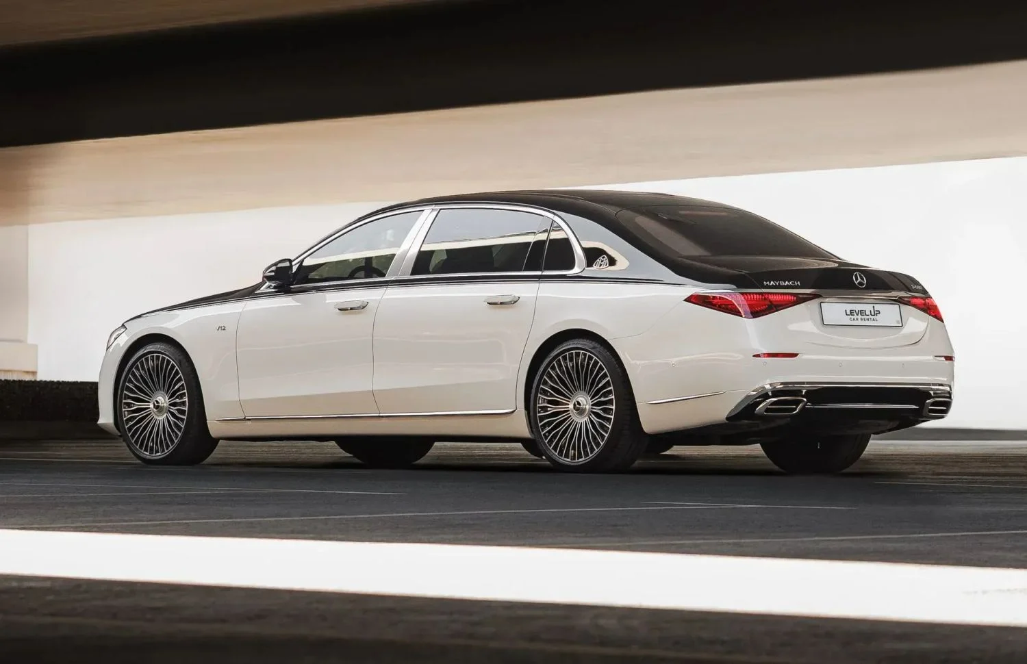 مرسيدس S Class 2024