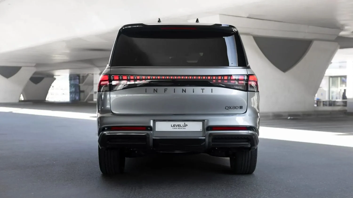 انفينتي QX80 2025