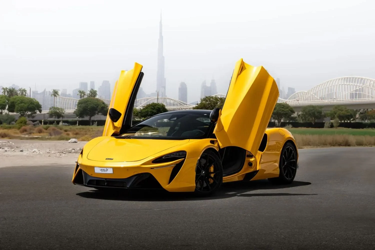 MCLAREN Artura Spider 2025