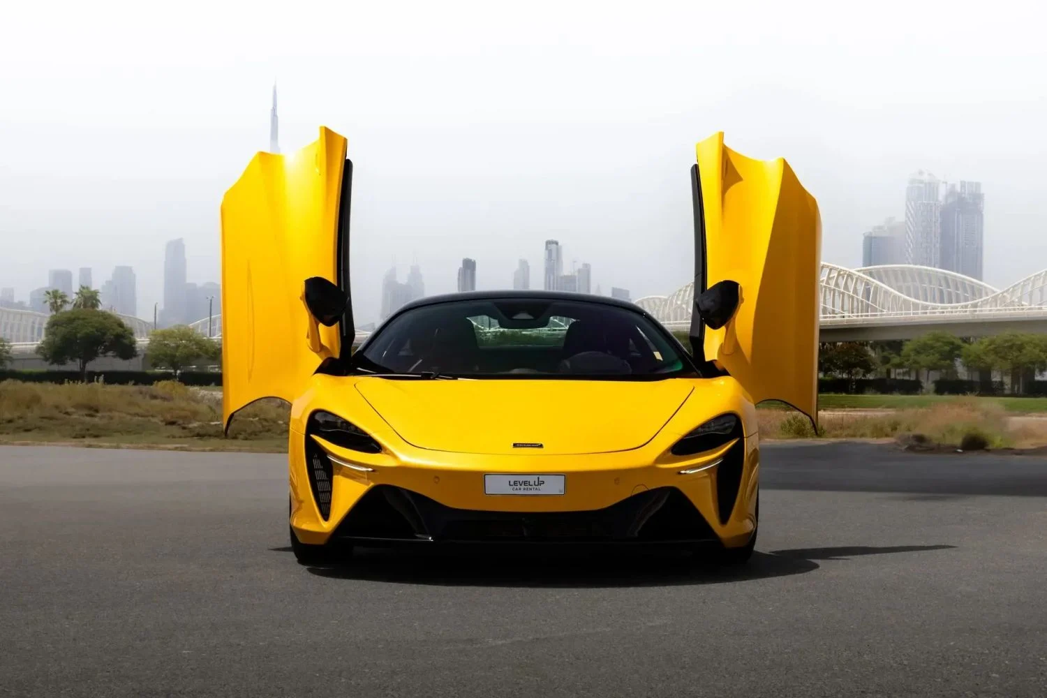 MCLAREN Artura Spider 2025