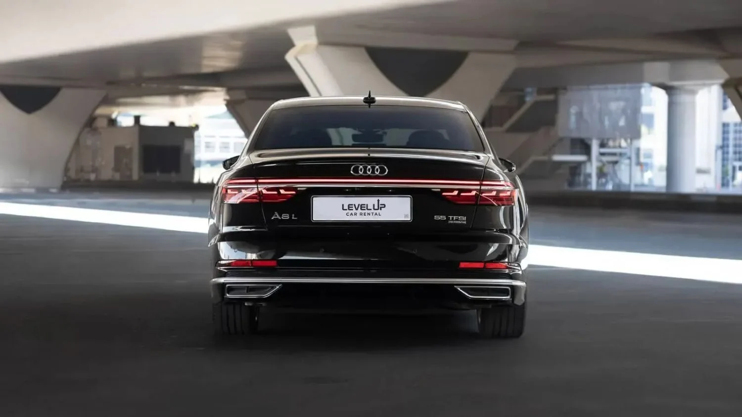 AUDI A8 2022