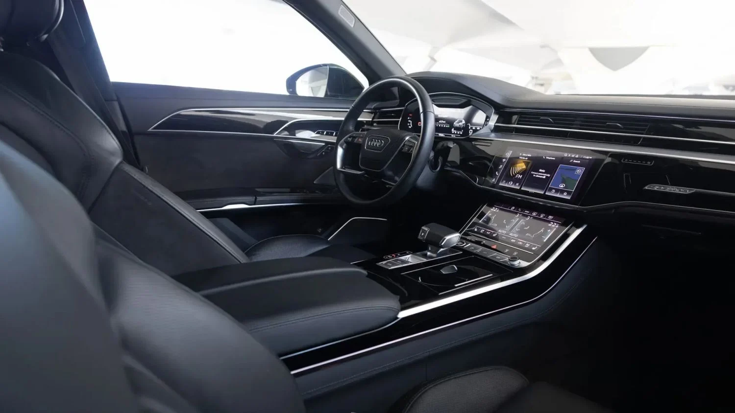 AUDI A8 2022