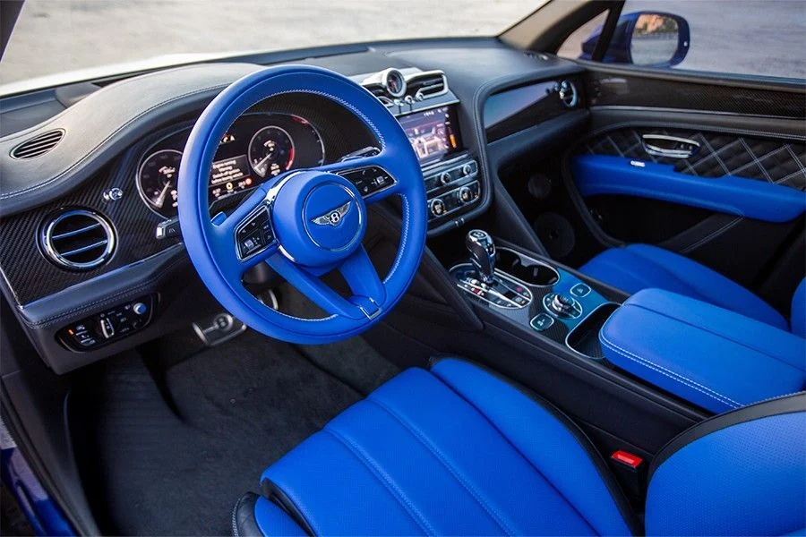 BENTLEY BENTAYGA 2026