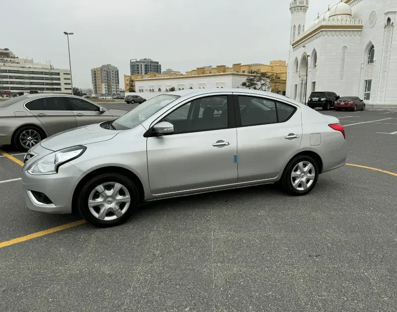 NISSAN SUNNY 2023