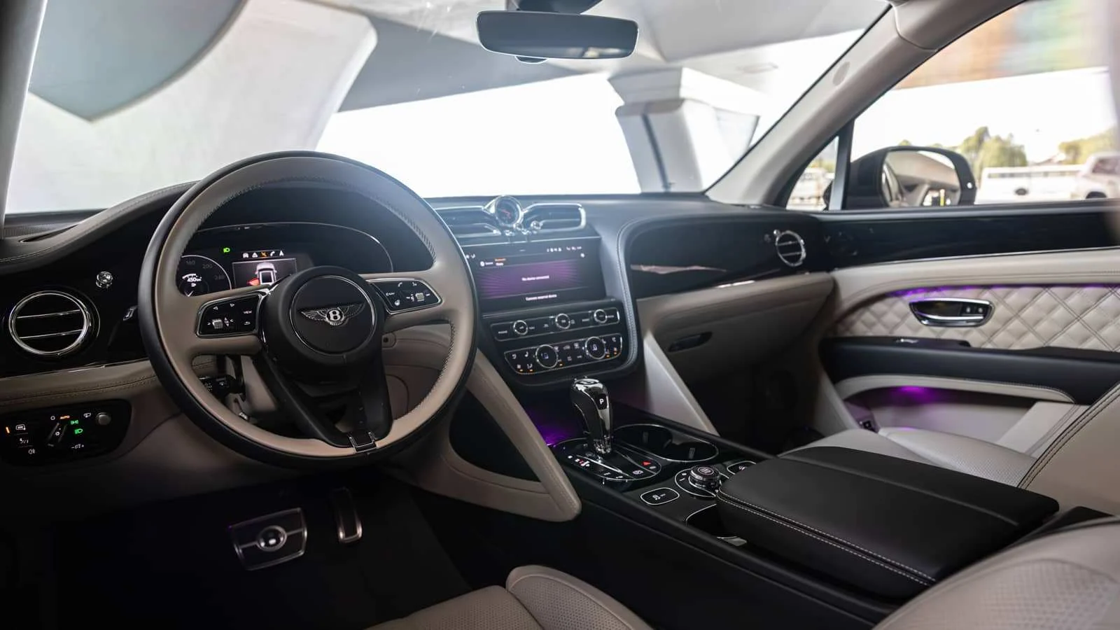 BENTLEY BENTAYGA 2026