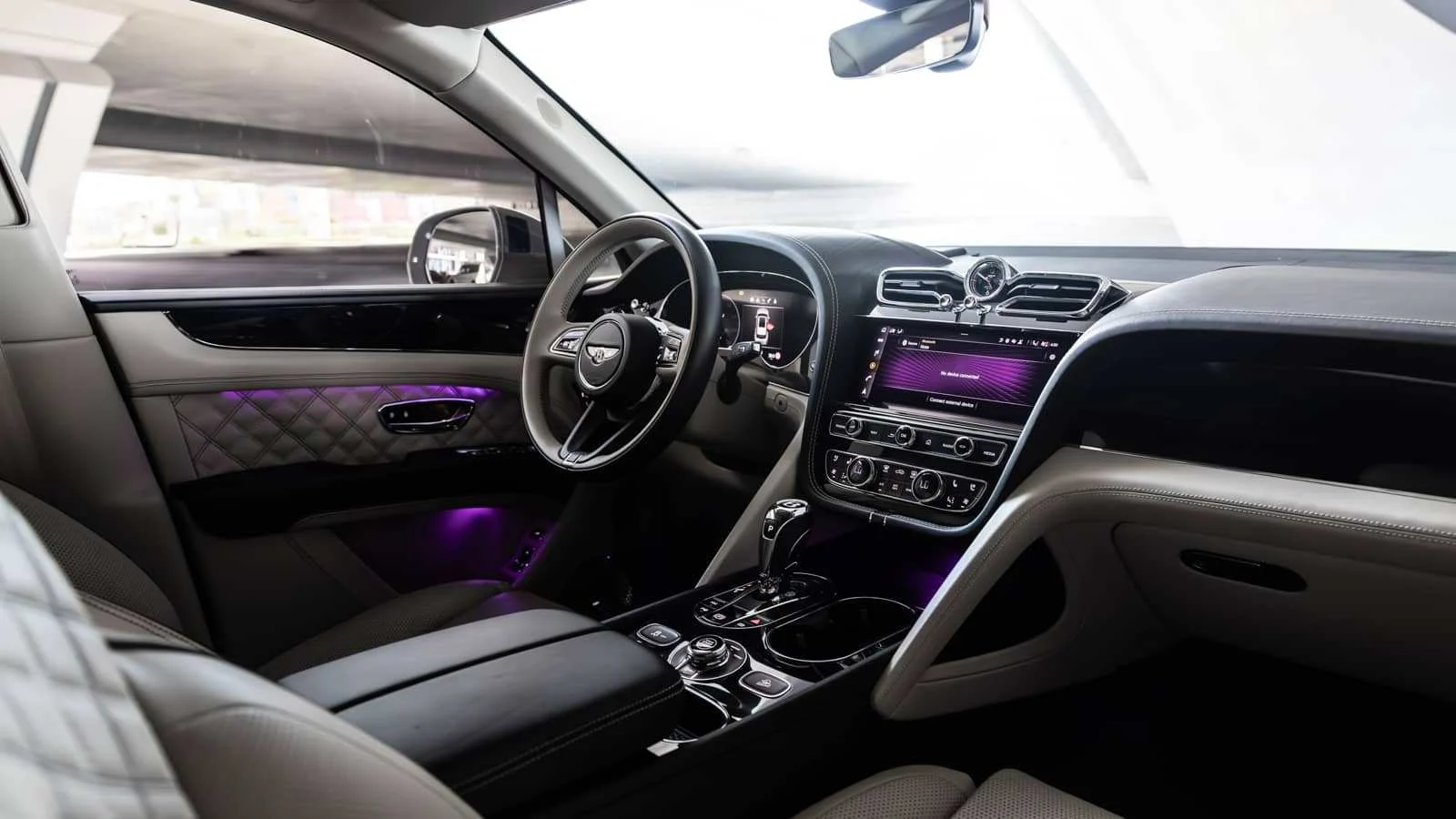 BENTLEY BENTAYGA 2026