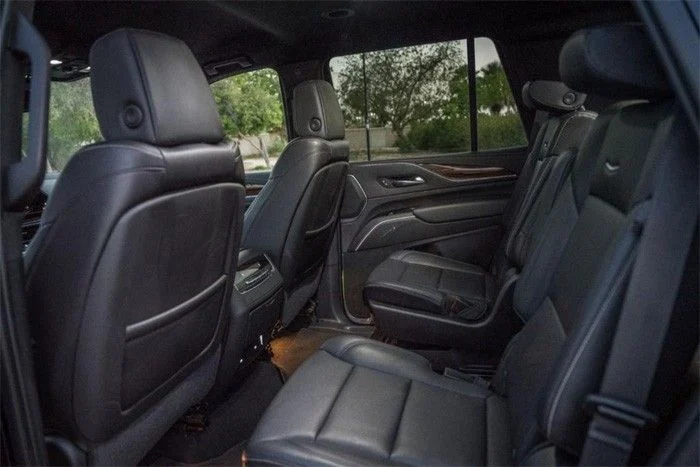 CADILLAC ESCALADE 2025