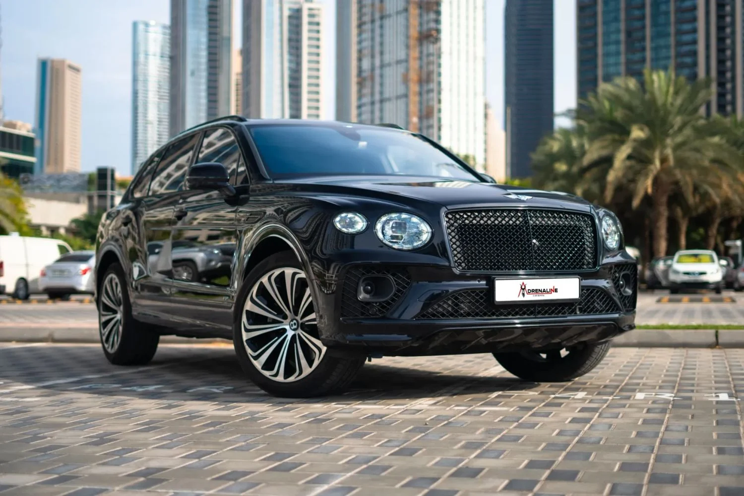 BENTLEY BENTAYGA 2023