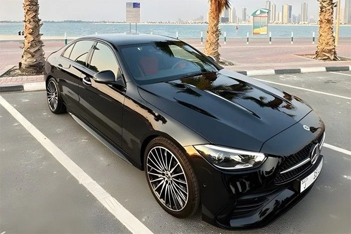 MERCEDES C Class 2025