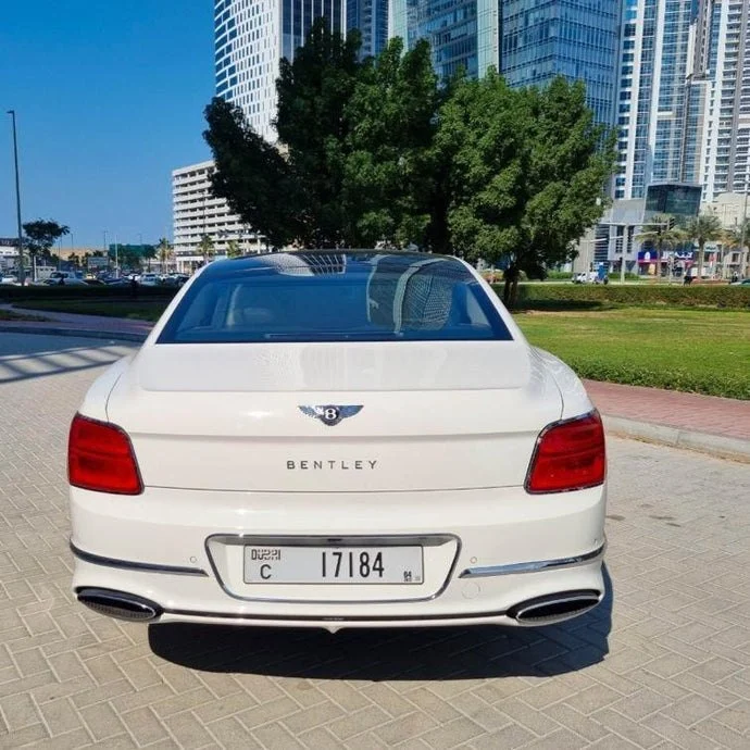 بنتلي فلاينج سبير 2022