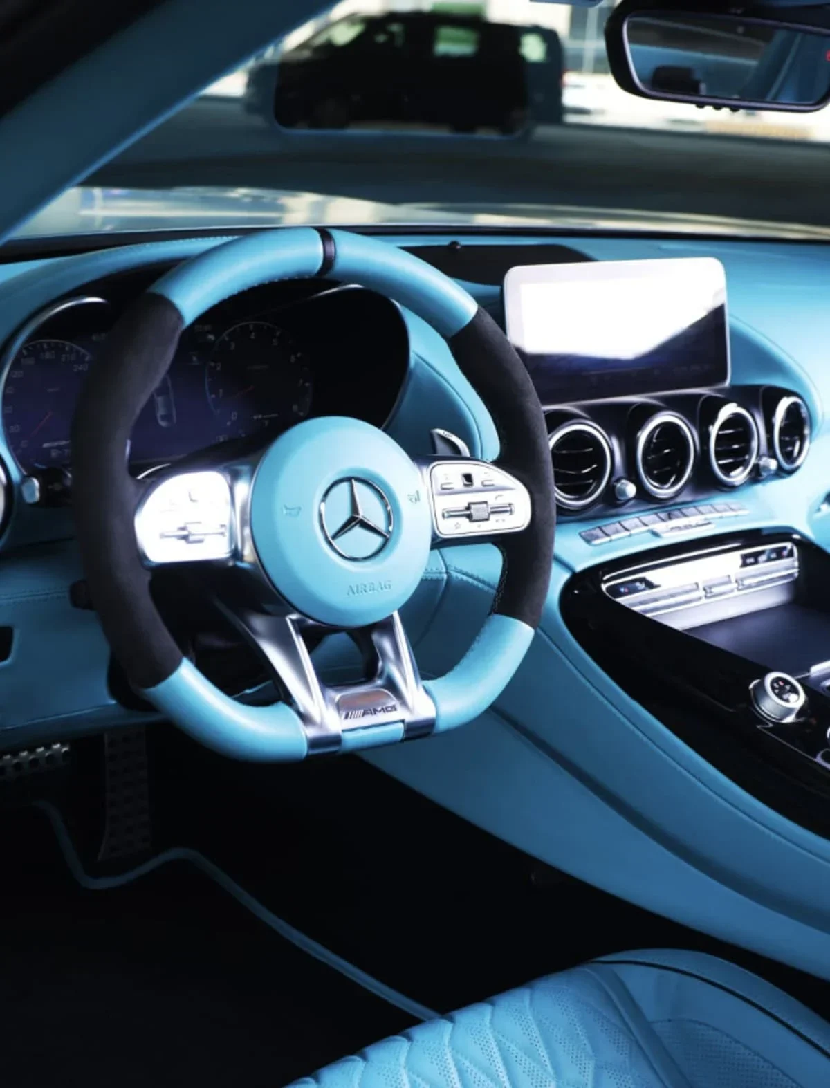 MERCEDES GT 2025