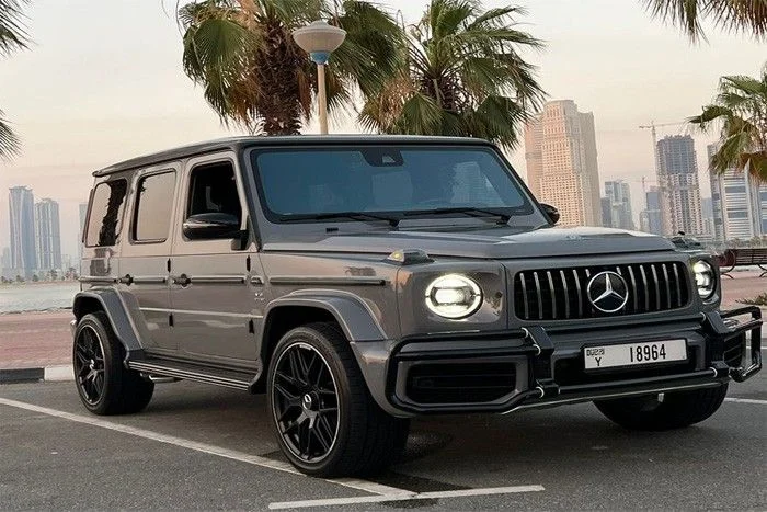 MERCEDES G CLASS 2025