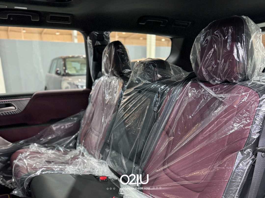 Car Image 2025 INFINITI QX80 