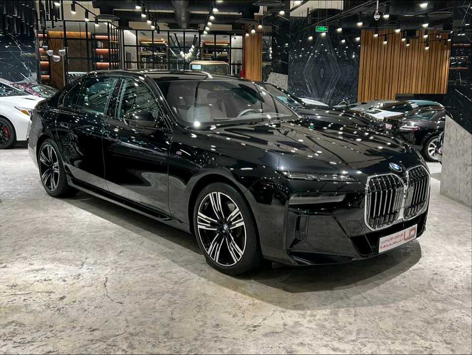 Car Image 2026 BMW 7 SERIES 