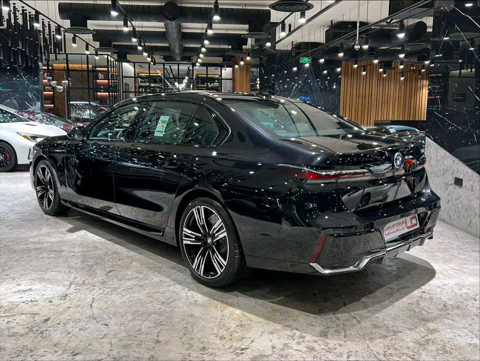 Car Image 2026 BMW 7 SERIES 