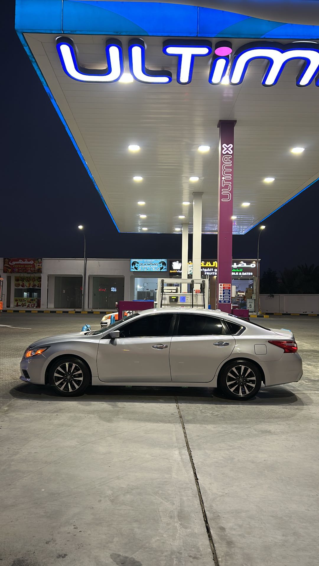 Car Image 2017 NISSAN ALTIMA SV
