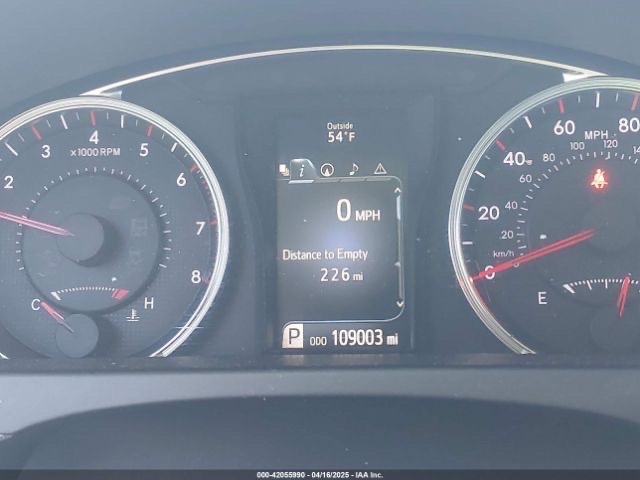 Car Image 2017 TOYOTA CAMRY