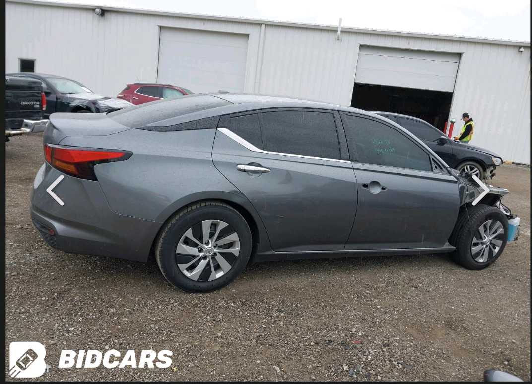 Car Image 2020 NISSAN ALTIMA