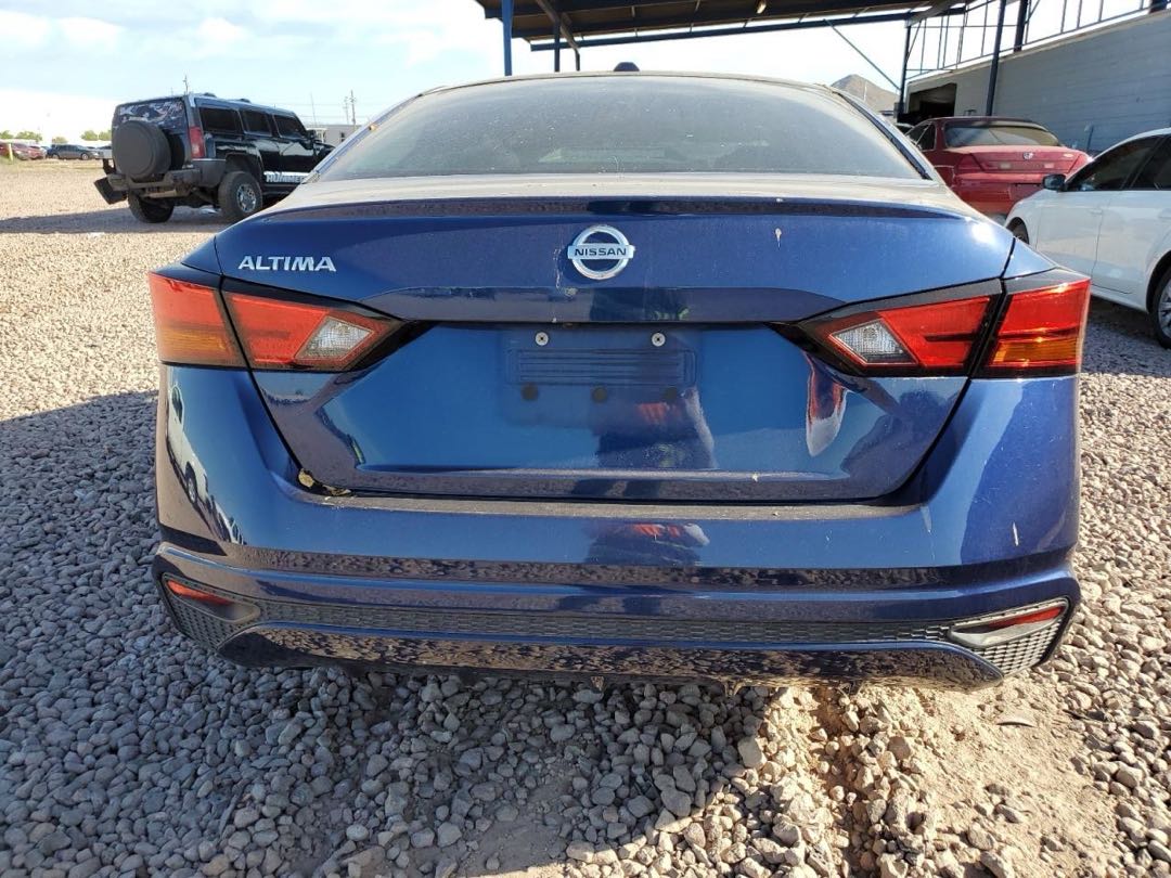 Car Image 2019 NISSAN ALTIMA