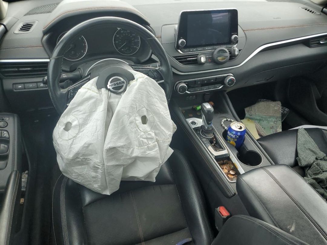 Car Image 2019 NISSAN ALTIMA