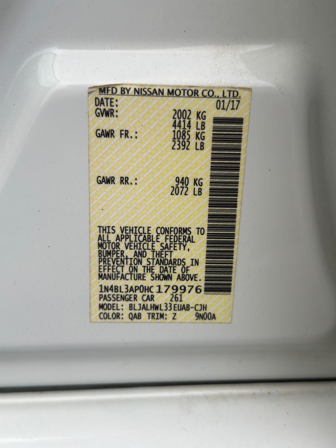 Car Image 2017 NISSAN ALTIMA SR