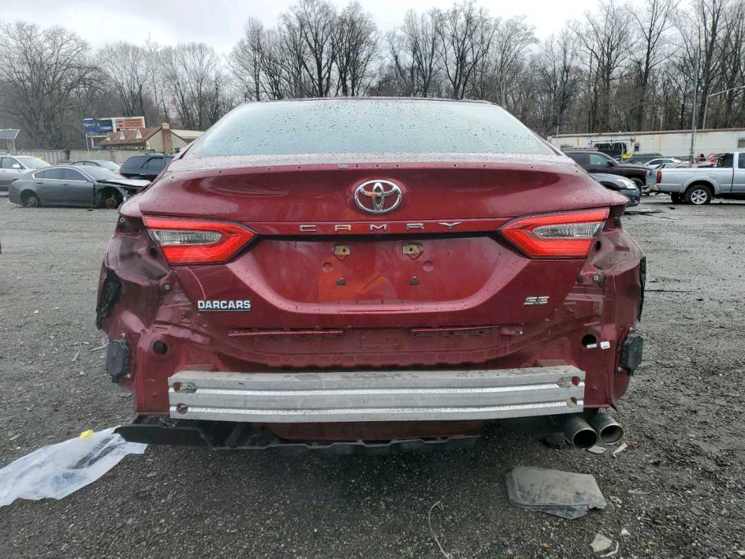 Car Image 2018 TOYOTA CAMRY