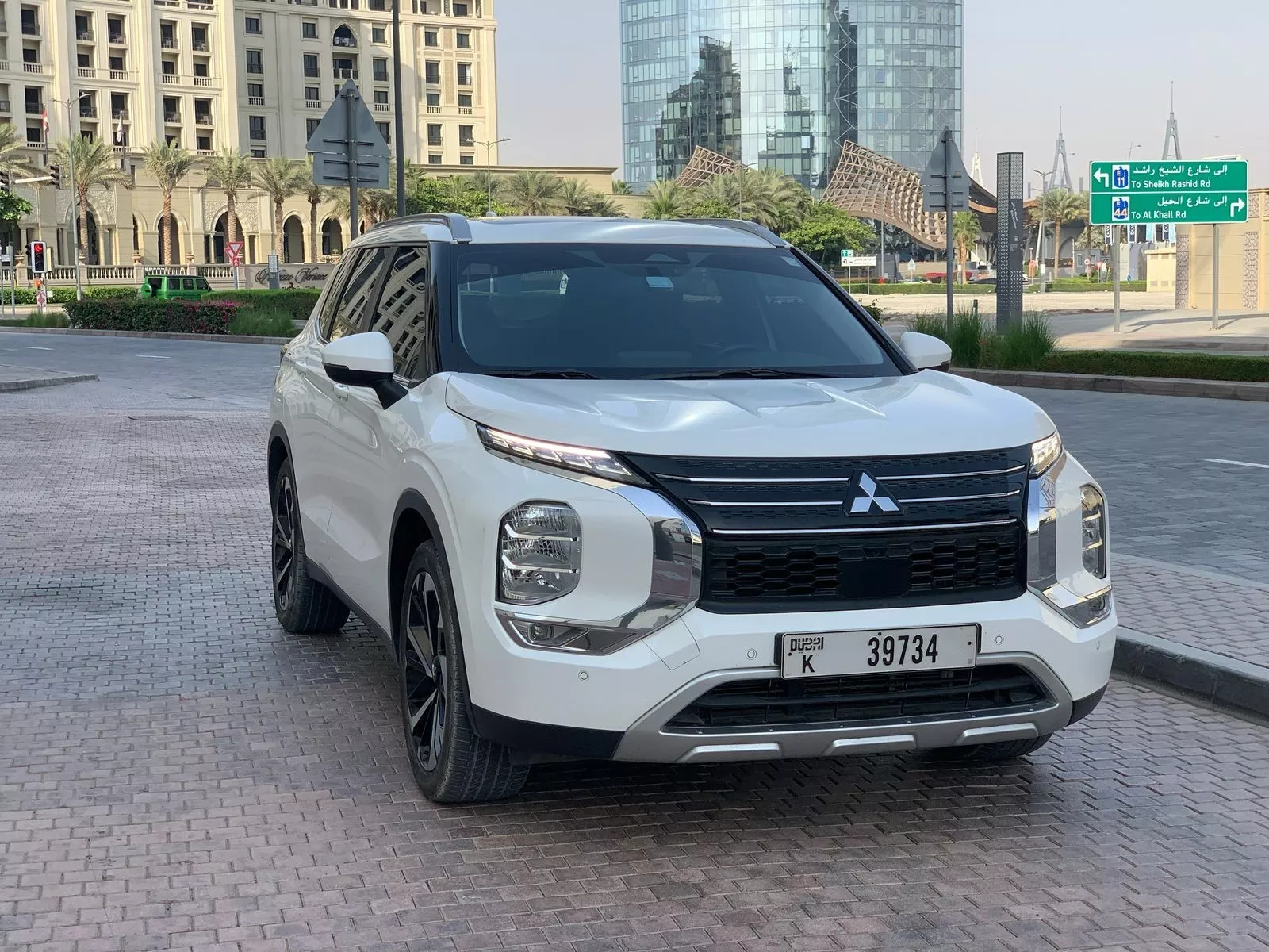 MITSUBISHI OUTLANDER 2024